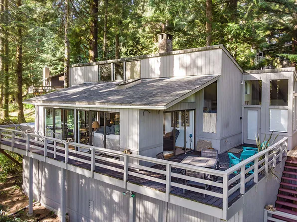 108 E Bay Point Rd, Gleneden Beach, OR 97388
