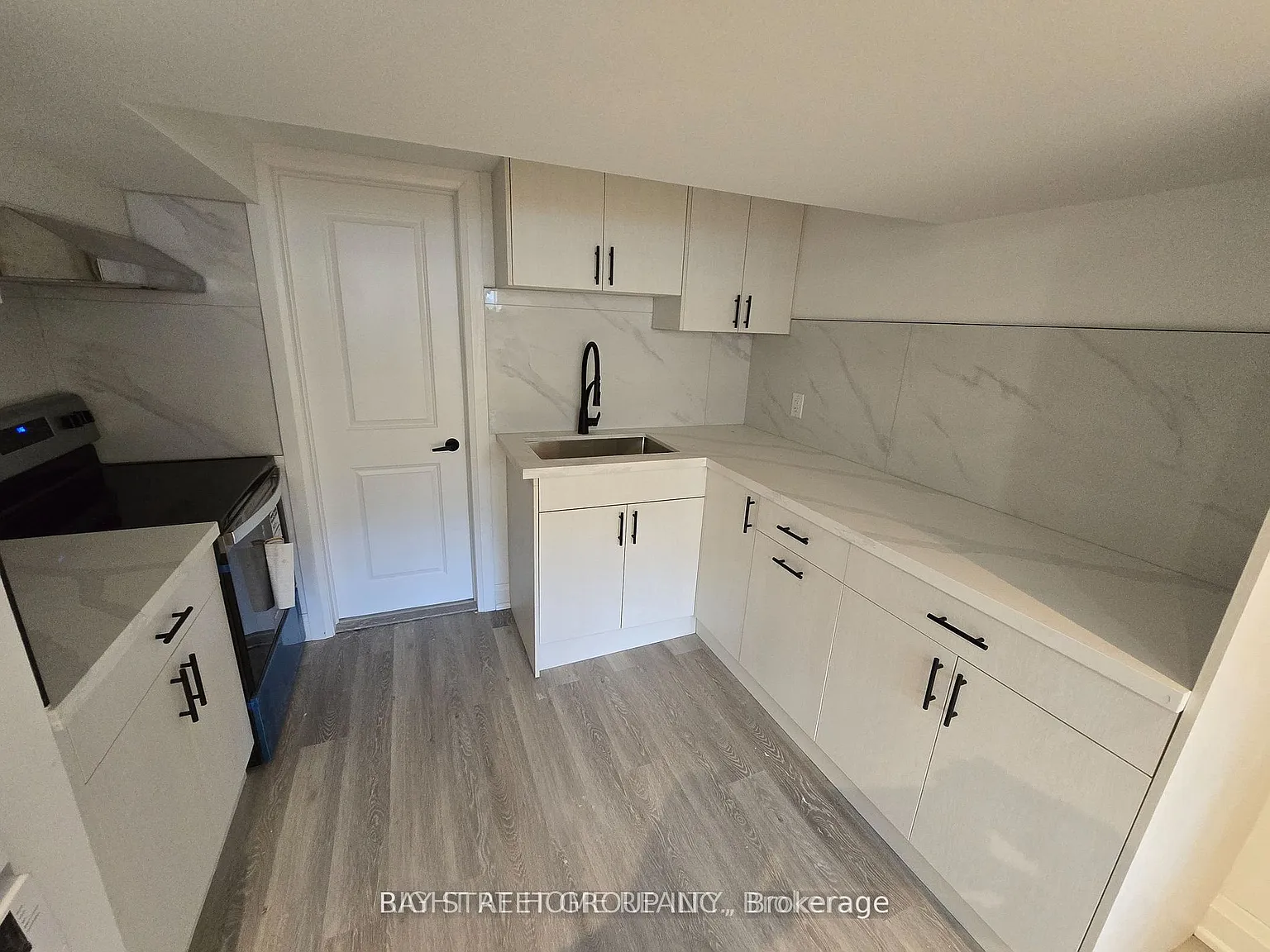 2 bed, $1,975 — Photo 3