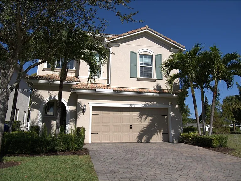 3917 Mahogany Ln — Photo 1
