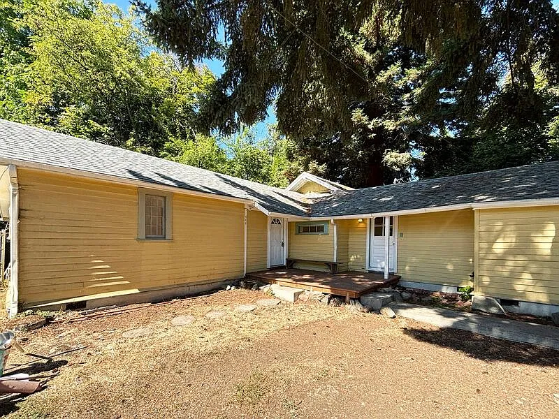 444 Blair Blvd
