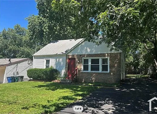 4 bed, 1168 sqft, $1,895 — Photo 1