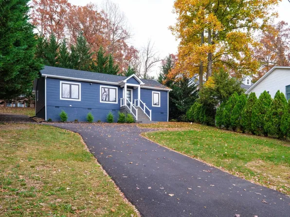 4117 Hudson Cir, Harrisonburg, VA 22801