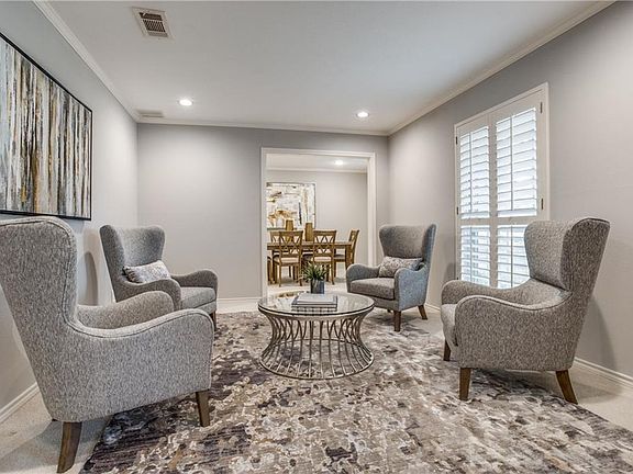 5th image of 12 Vista Cliff Pl