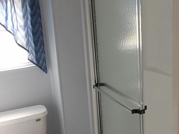 4th image of 93 Chestnut Dr #6