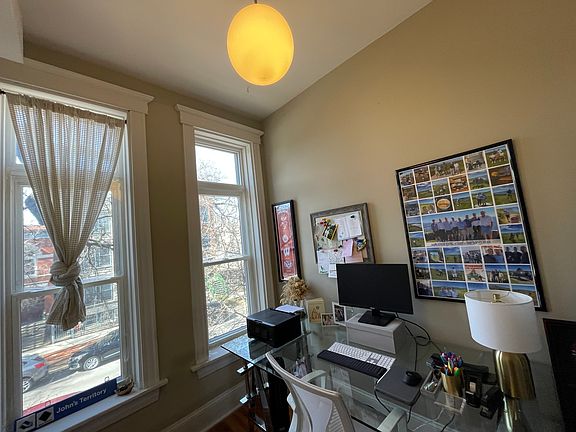4th image of 1341 N Maplewood Ave #2