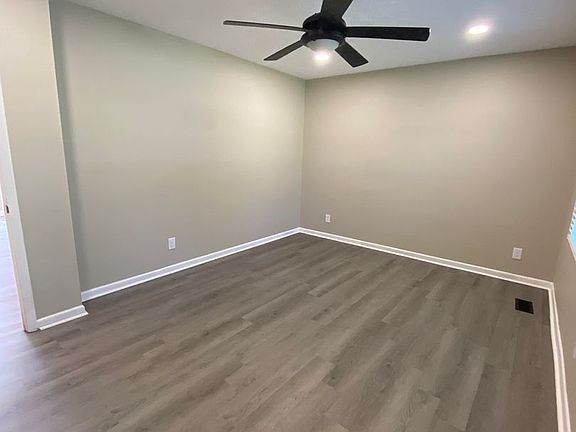 4th image of 1701 Carter Baron Pl