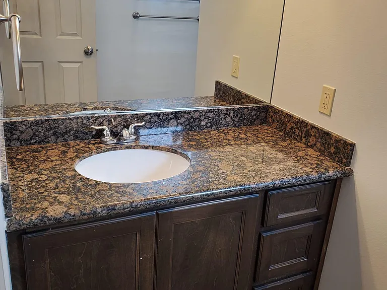 712 N Malinche Ave — Photo 3