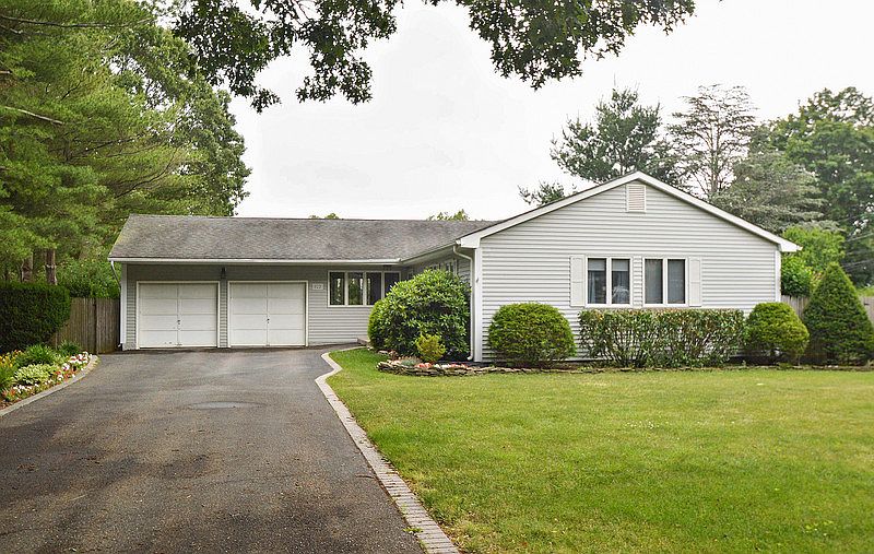 522 Elder Ln, Lake Ronkonkoma, NY 11779 Zillow