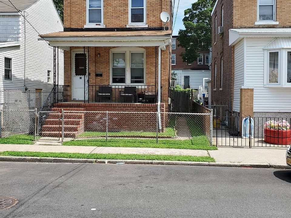 1st image of 19 White St