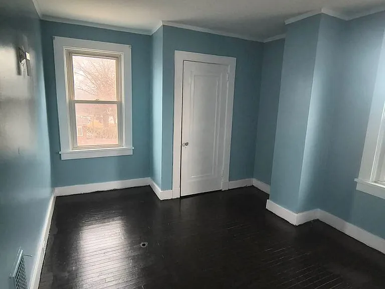 800 Richford St — Photo 8