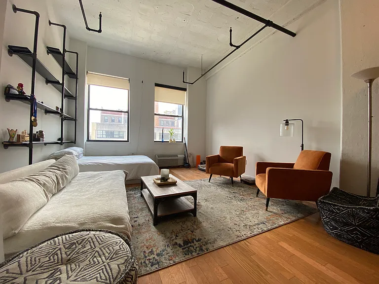 44 Berry St #3D — Photo 1