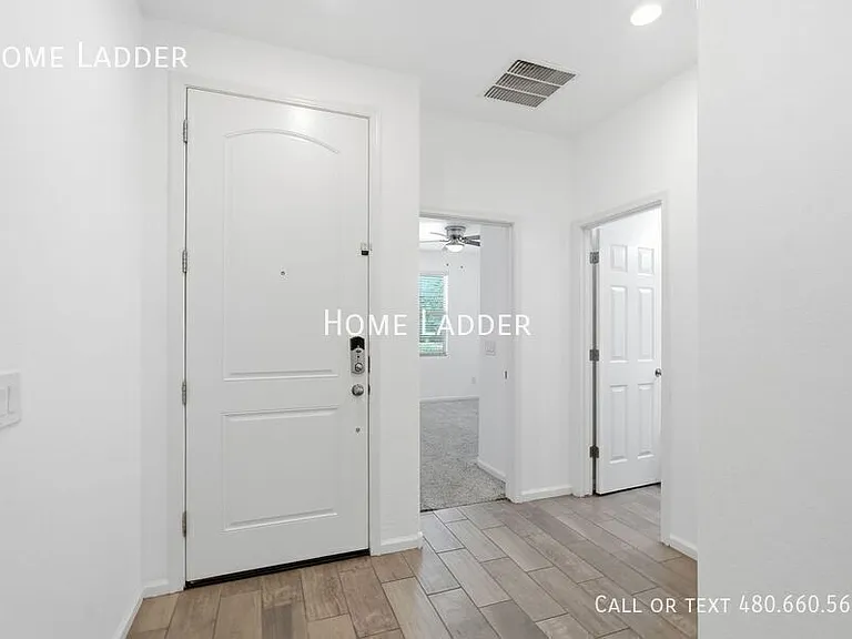 3234 E Dogwood Pl — Photo 4