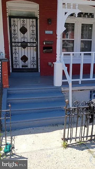 2 bed, 1.0 bath, 1246 sqft, $1,400 — Photo 2