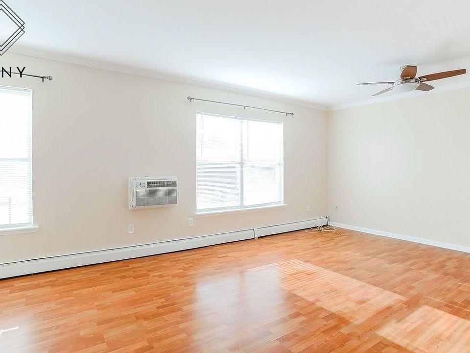 1st image of 339 Clifton Pl #2