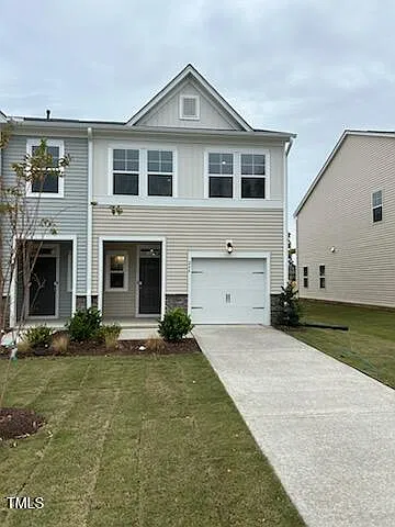 3 bed, 2.5 bath, 1579 sqft, $1,675 — Photo 1
