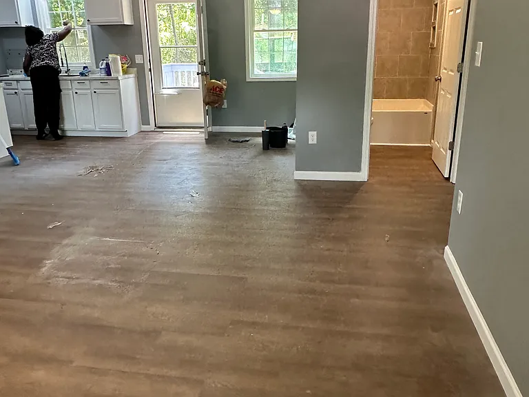 1186 Thorne Ave — Photo 8