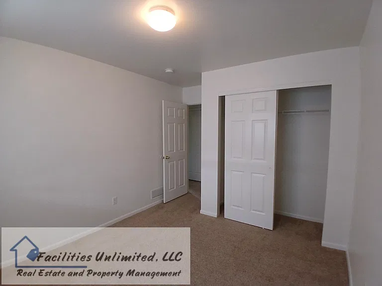 272 Acacia Dr — Photo 9