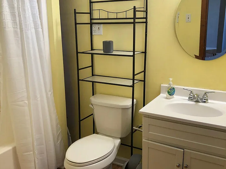114 N Main St #2 — Photo 9