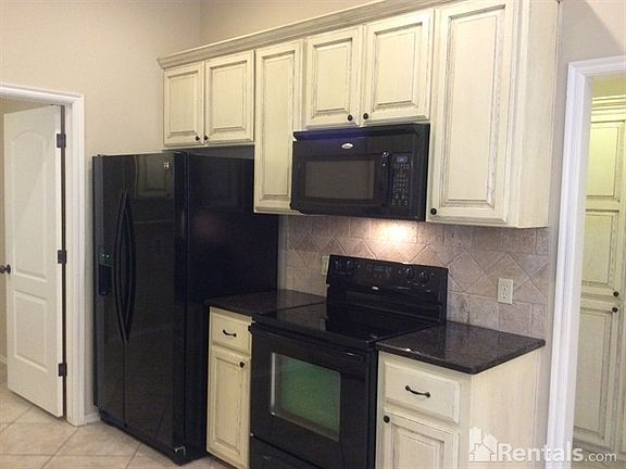 5th image of 7605 Twin Oaks Dr