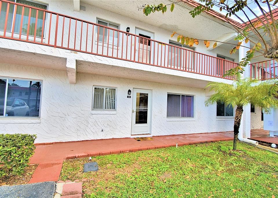1st image of 400 EL CAMINO DRIVE #109