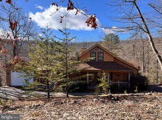 374 Lookout Rdg, Hedgesville, WV 25427