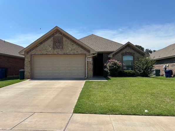 4504 Sapphire Ln