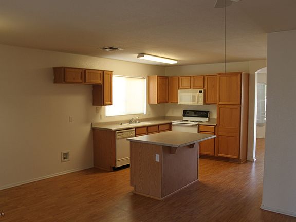 2nd image of 8758 W Manzanita Dr