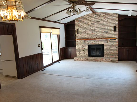 2nd image of 3007 Carlene Dr