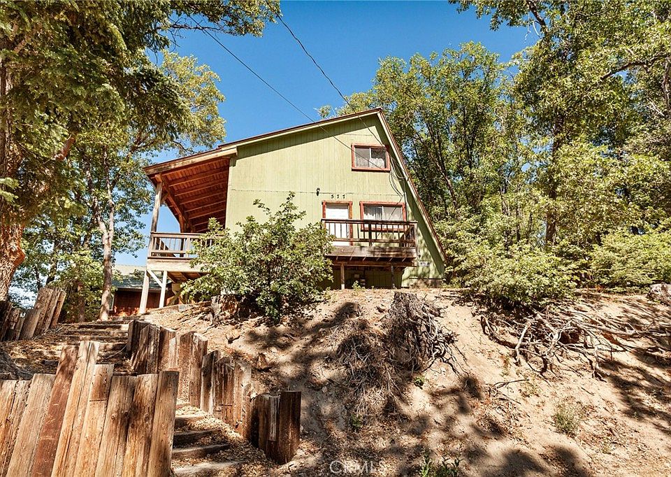 1st image of 577 Oak Knoll Cir