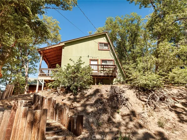 577 Oak Knoll Cir, Green Valley Lake, CA 92341