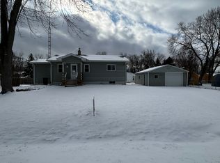 1096 Harding Dr, Flint, MI 48507