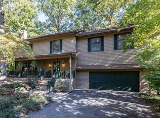2504 Mountain Dr, McGaheysville, VA 22840