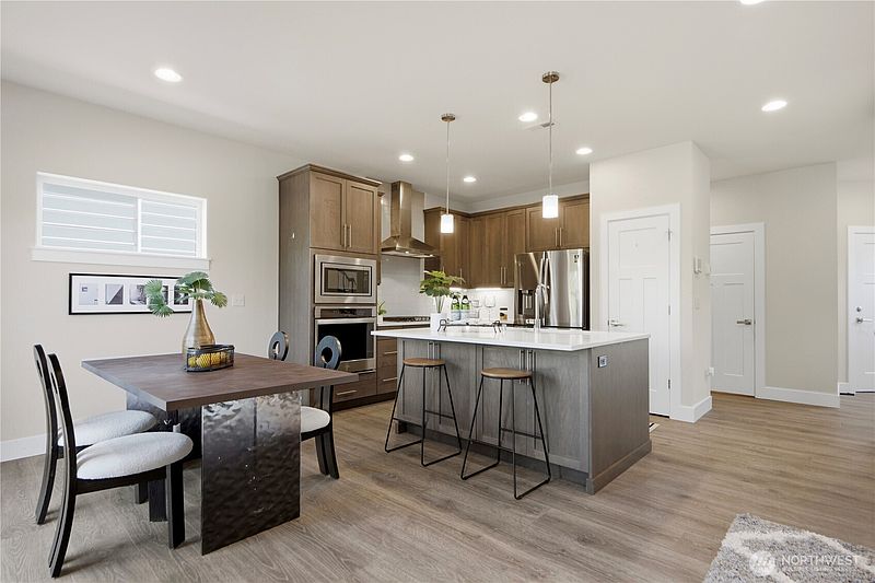 3rd image of 24148 39th Drive SE