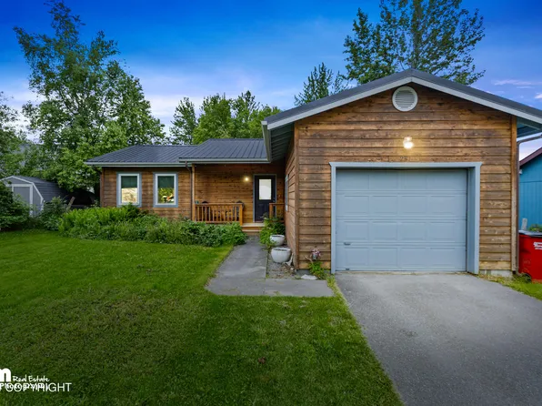 251 N Oscar St, Palmer, AK 99645