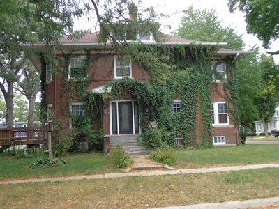 300 4th St SW, Independence, IA, 50644