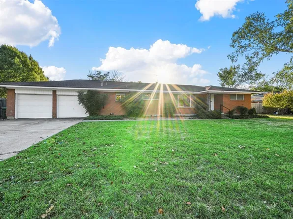 4712 Deville Dr, North Richland Hills, TX 76180