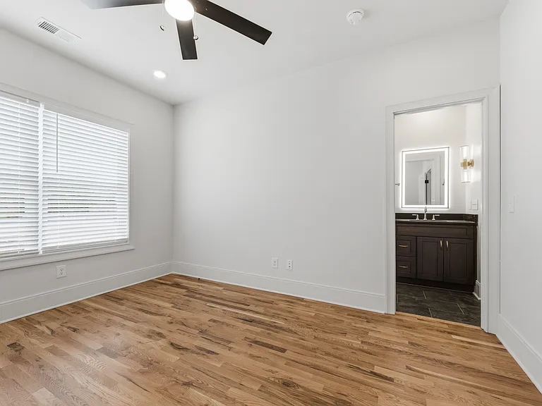 6305 Robertson Ave #5 — Photo 6