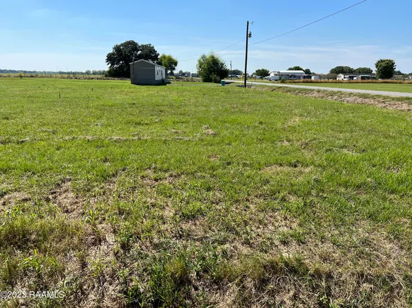 Saint Berchman Dr, Opelousas, LA 70570