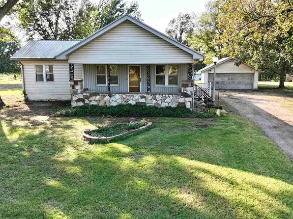 2121 Kelley Ave, Ponca City, OK 74604