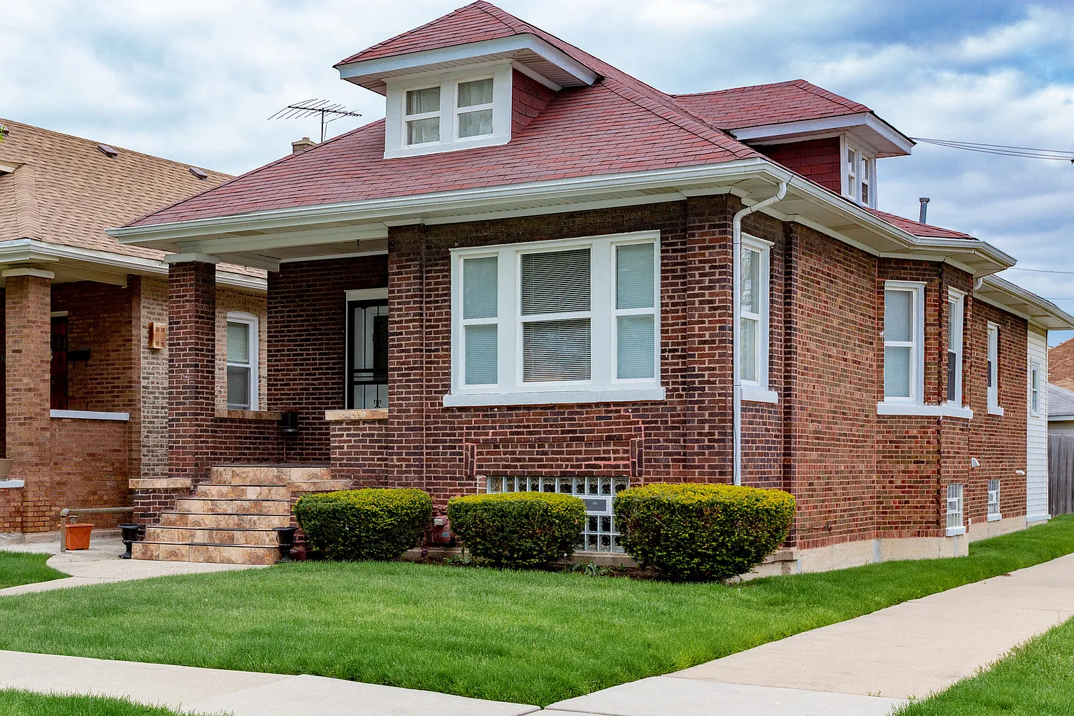 1501 N Waller Ave photo 1