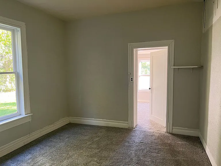 4461 3rd Ave N — Photo 13