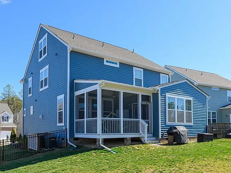 18400 Twin Falls Ln — Photo 13