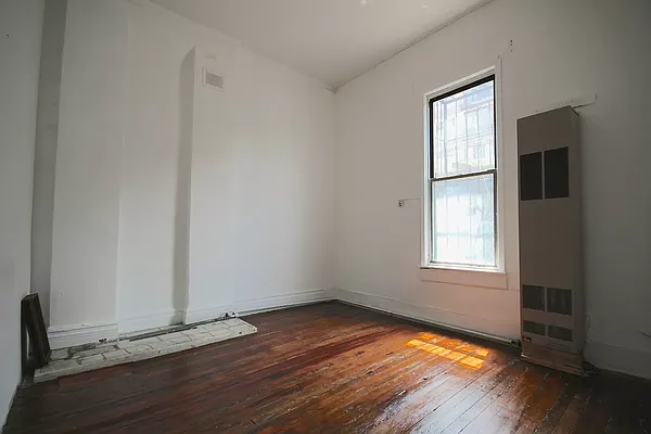 Rented by TorsX Inc | media 5