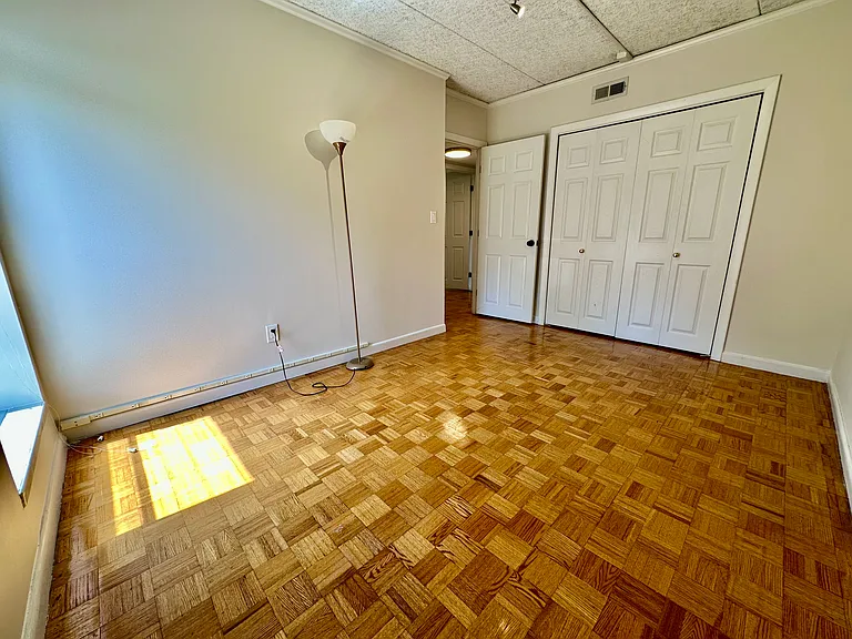 44 Broadlawn Park — Photo 18