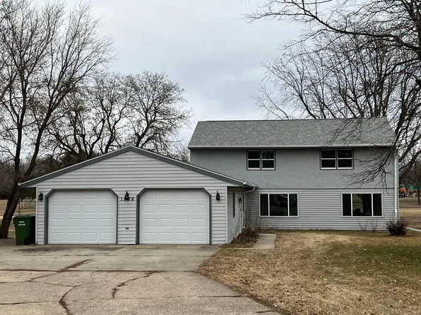 1538 Douglas Ave, Worthington, MN 56187