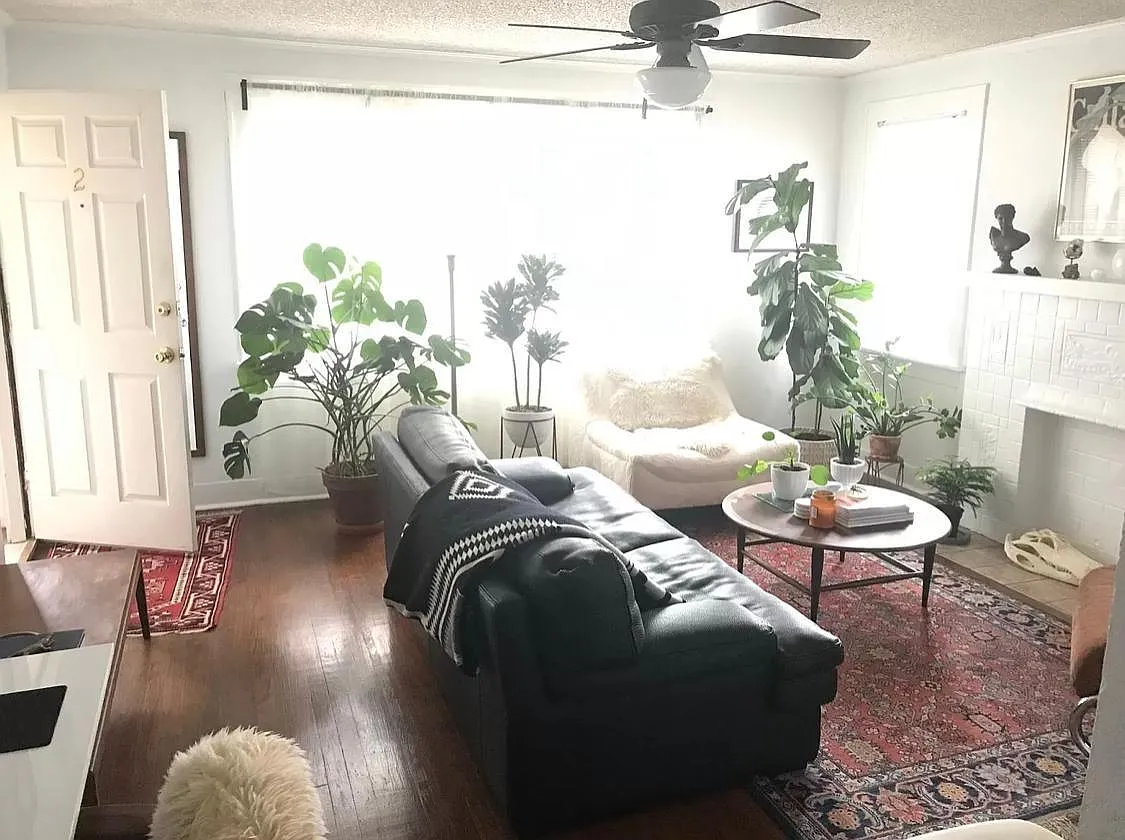 Studio, 600 sqft, $825 — Photo 1