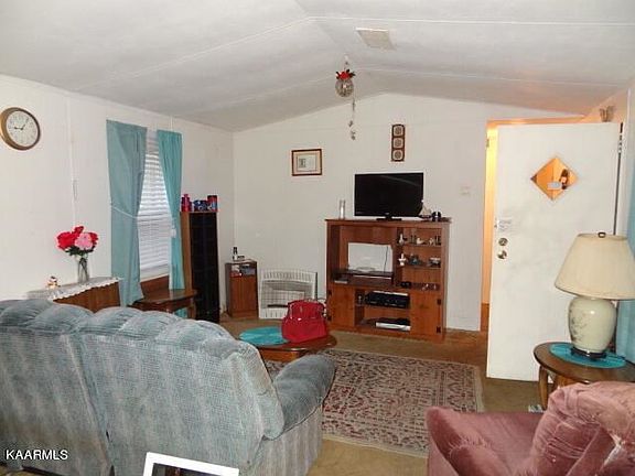 3rd image of 6060 Loch Loosa Dr