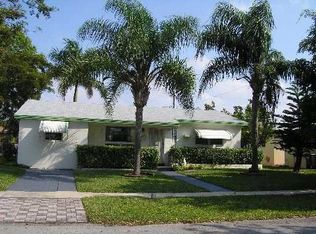 7441 Lincoln St, Hollywood, FL 33024
