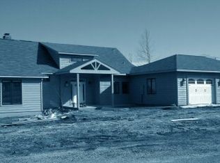 522 Lakewinds Rd, Alexander City, AL 35010