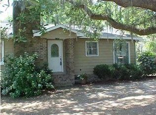 2330 S Live Oak Dr, Moncks Corner, SC 29461